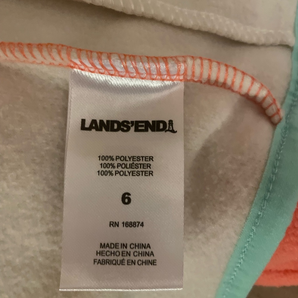 NWT - Lands’ End Kids Hooded Fleece Jacket Coral & Cream Print Full Zip. Size 6 - Picture 5 of 6